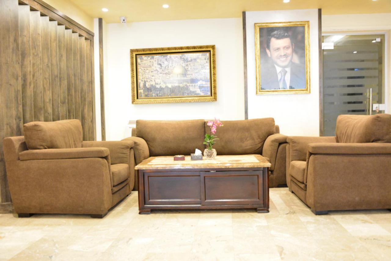 Rakeen Hotel Amman Esterno foto